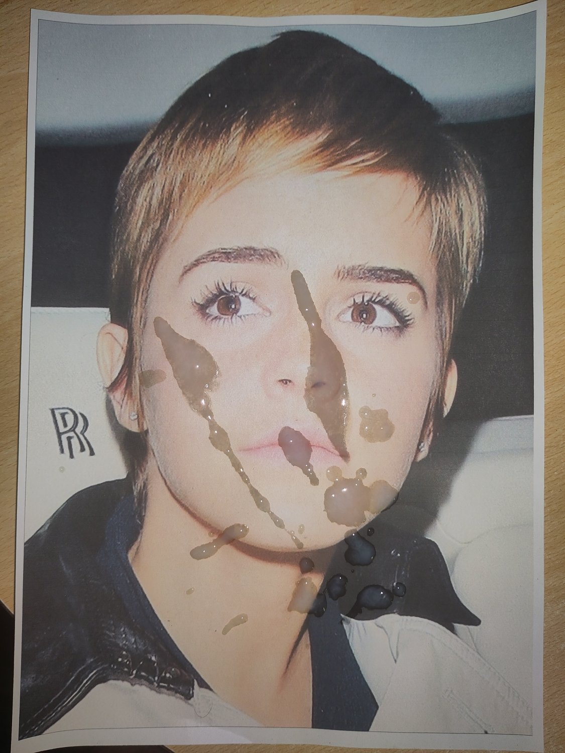 hxTdYksX Emma Watson cum tribute 10.jpg